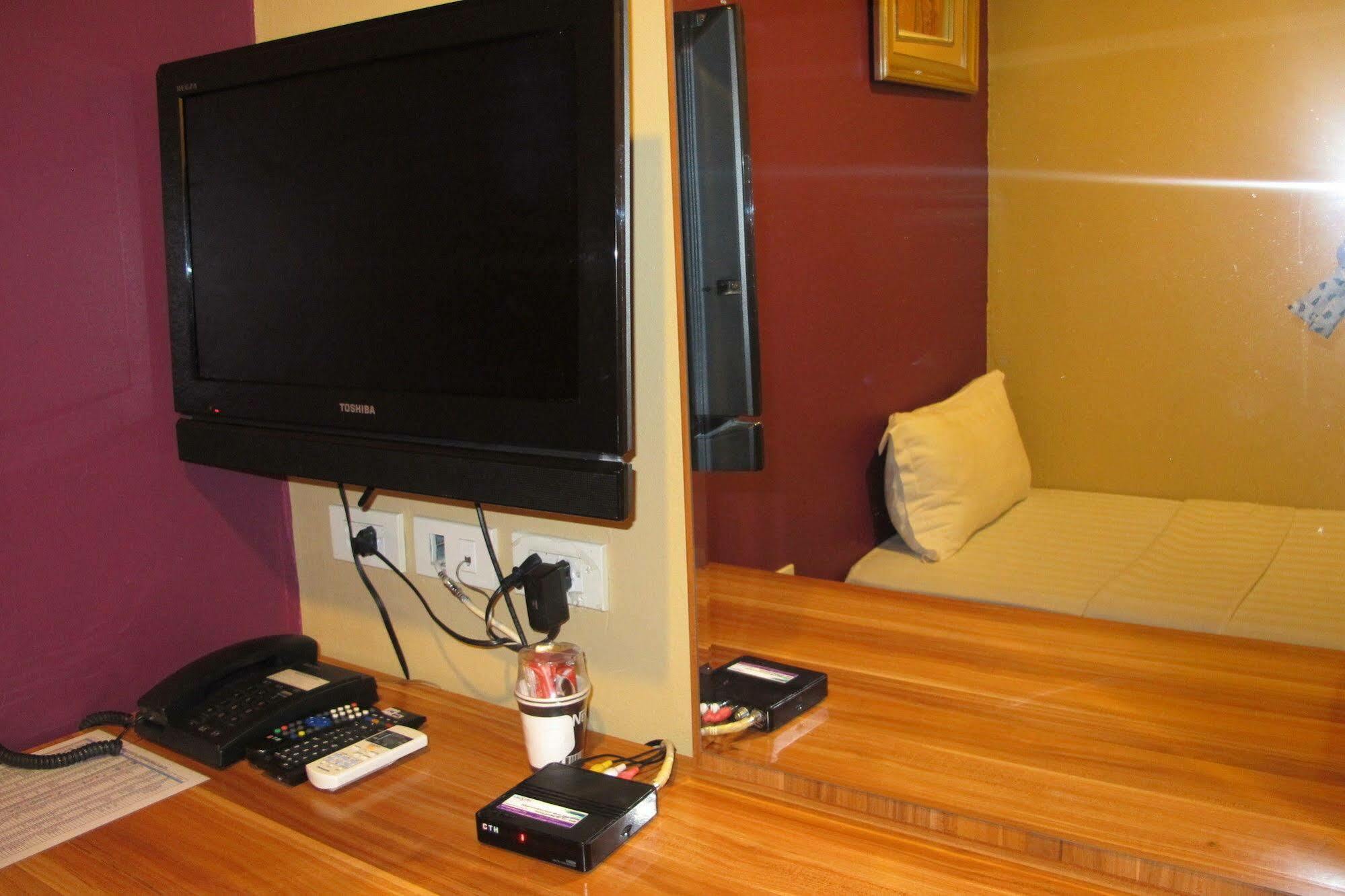เดอะริชชี่เพลสเกสต์เฮ้าส์ Hotel กรุงเทพมหานคร ภายนอก รูปภาพ