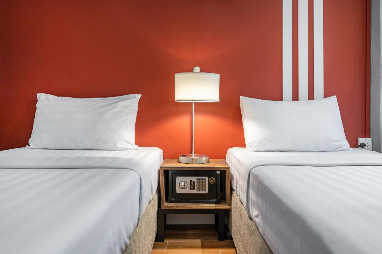 เดอะริชชี่เพลสเกสต์เฮ้าส์ Hotel กรุงเทพมหานคร ภายนอก รูปภาพ